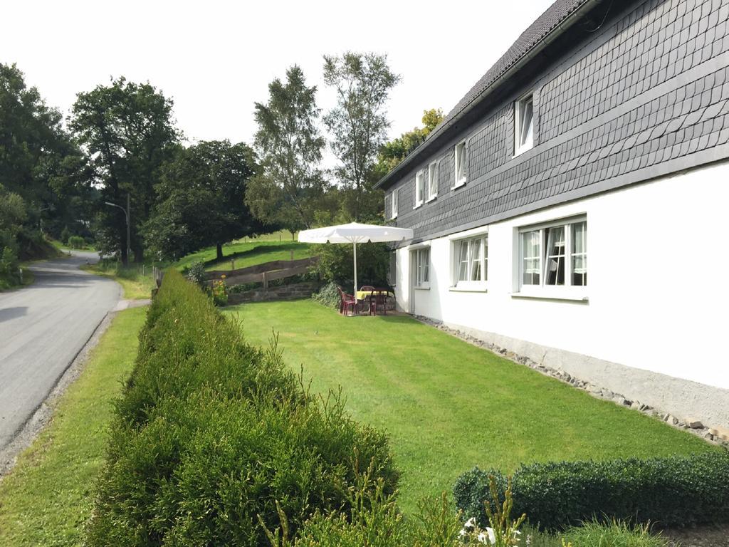 Ferienbauernhof Familie Stratmann Appartement Eslohe Buitenkant foto